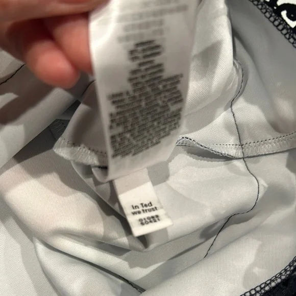 Floral Sleeveless Dress - Picture 7 of 11